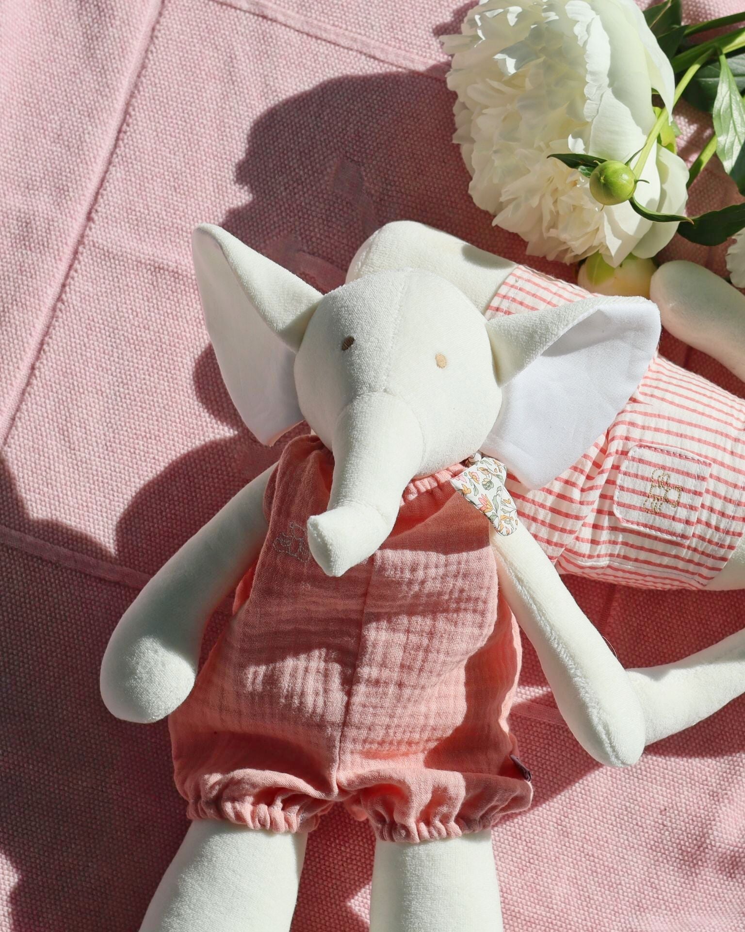 Bernadette the Elephant Summer Edition