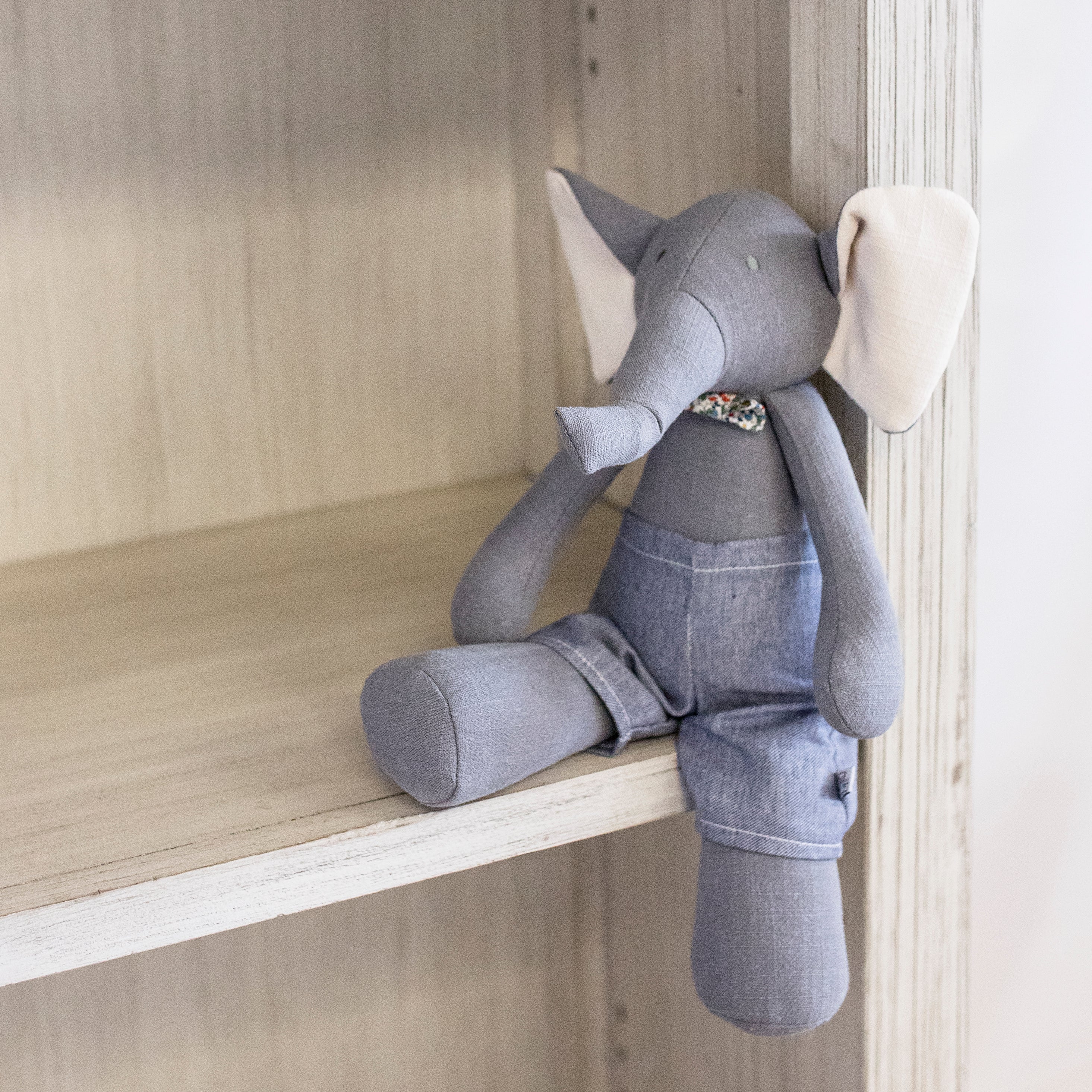 Michel the Elephant-Small Grey