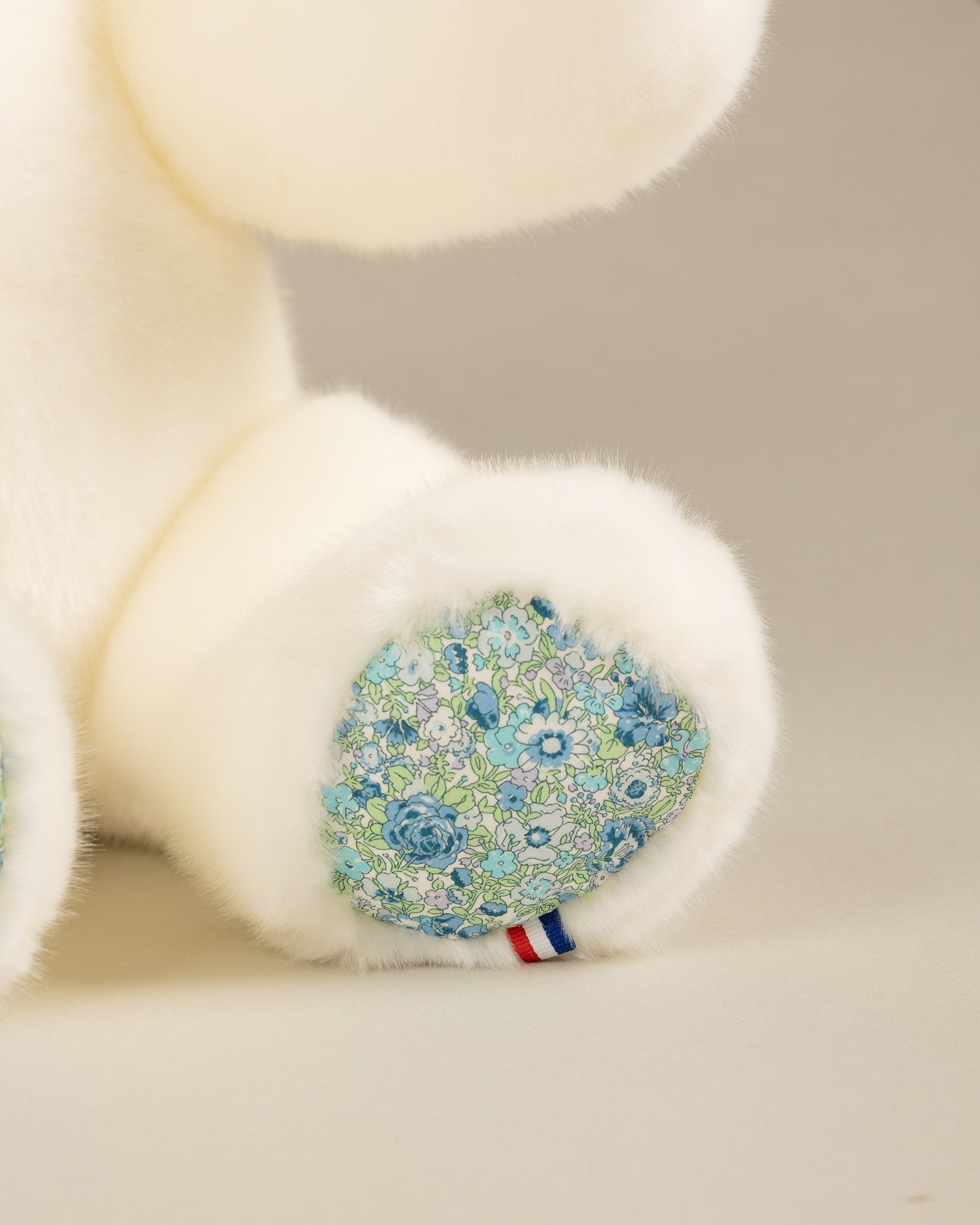 Robert the Bear | White | Light-Blue Liberty