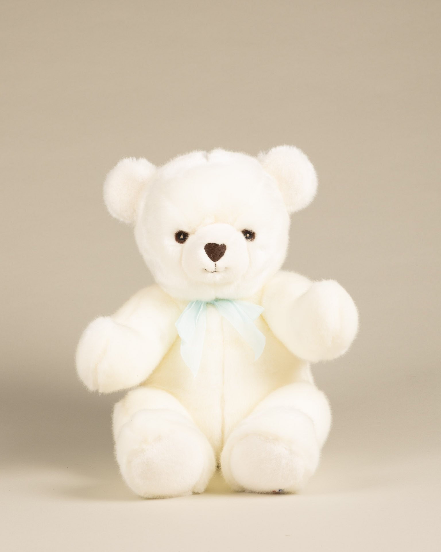 Robert the Bear | Magnifique