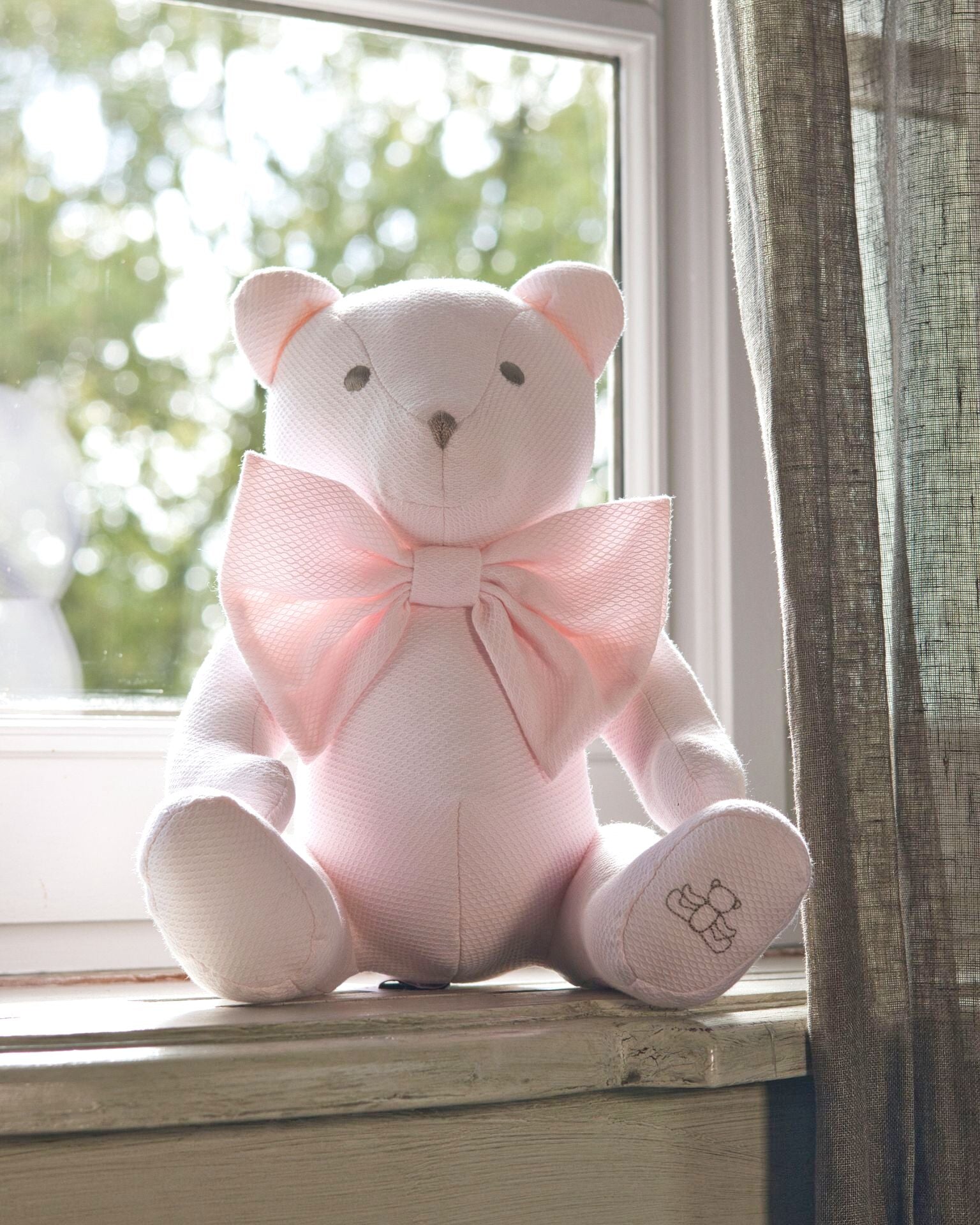 Prince of Wales Bear Rose Pique Cotton
