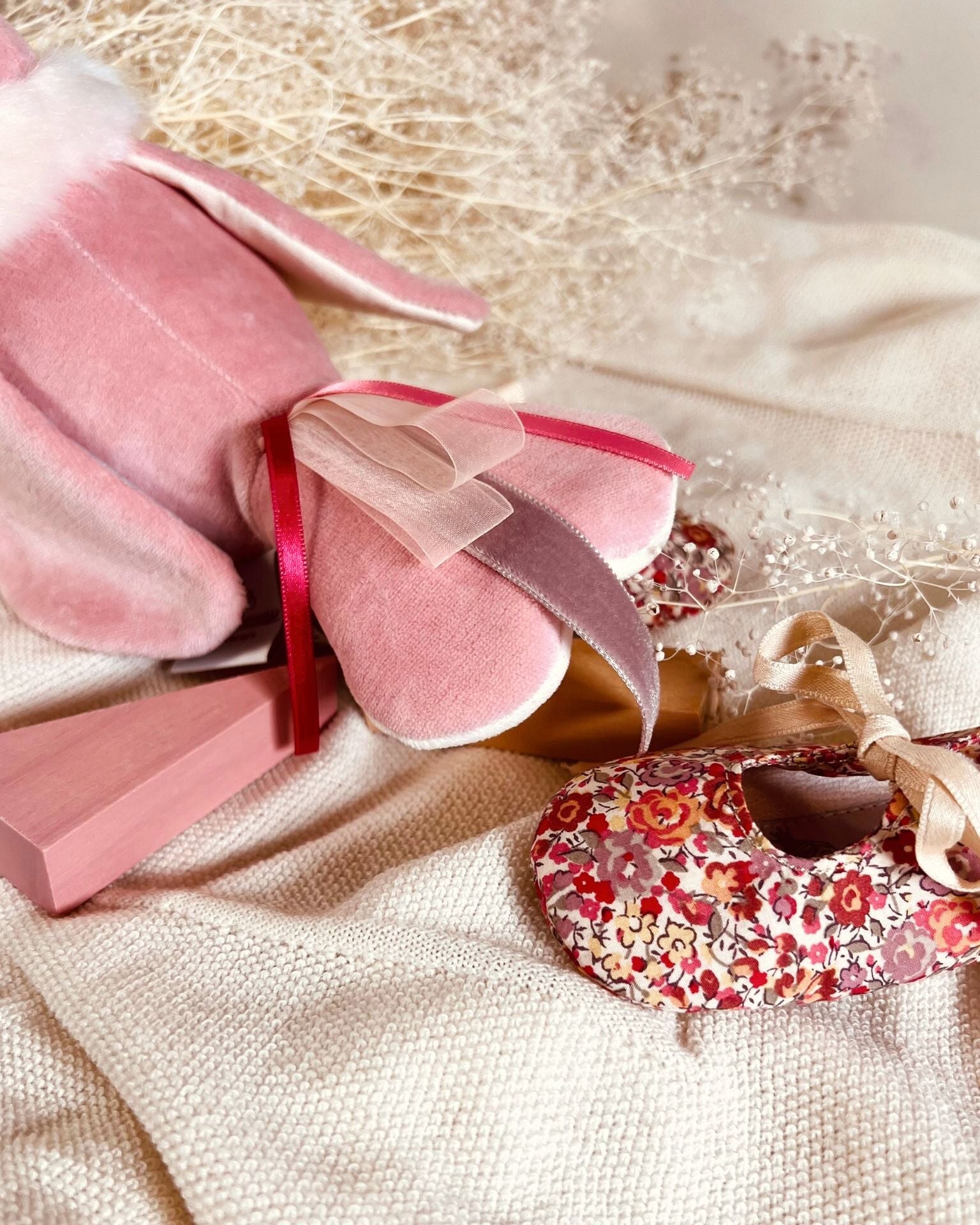 Activity Bird - Rose