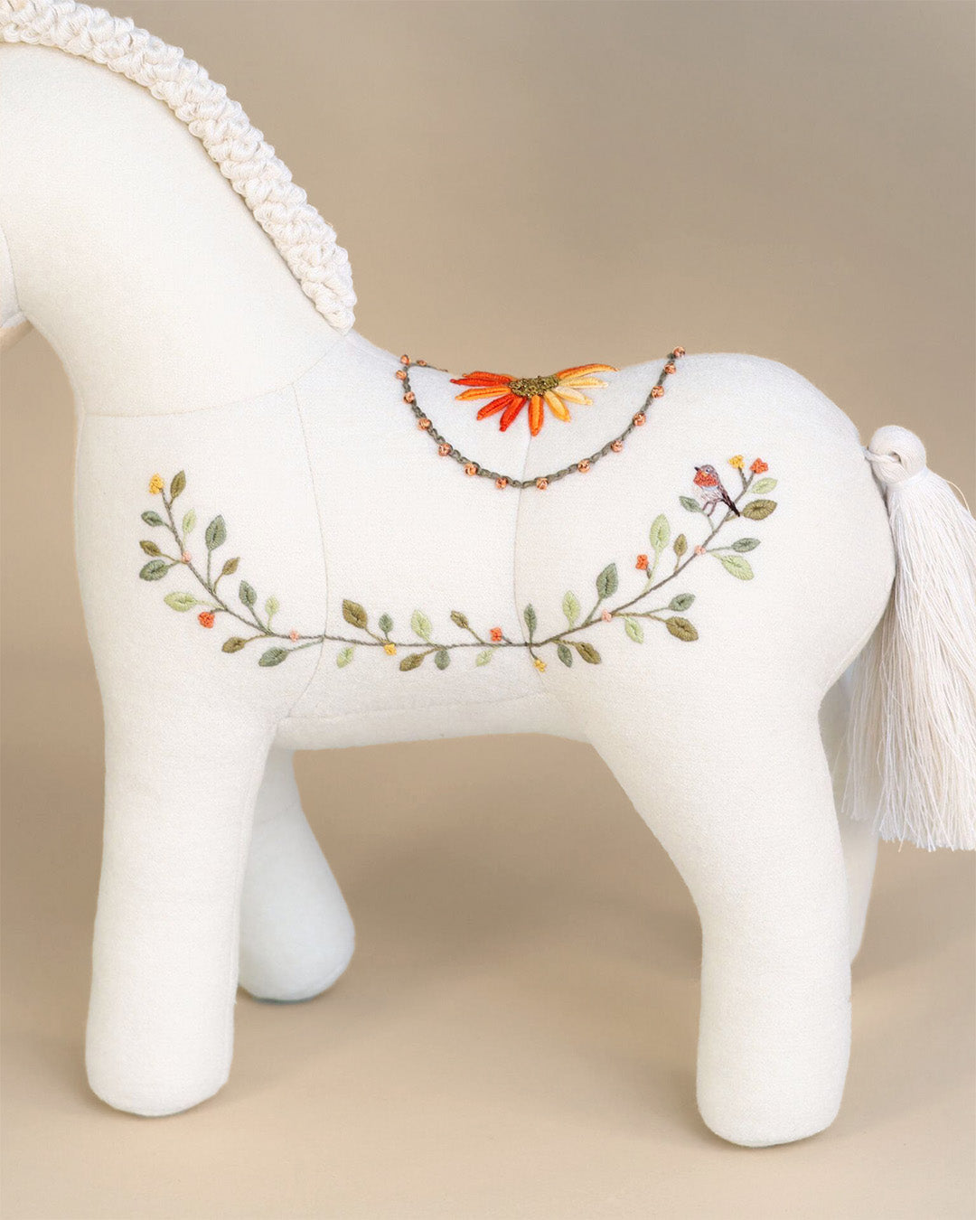 BËAU the Horse | BESPOKE